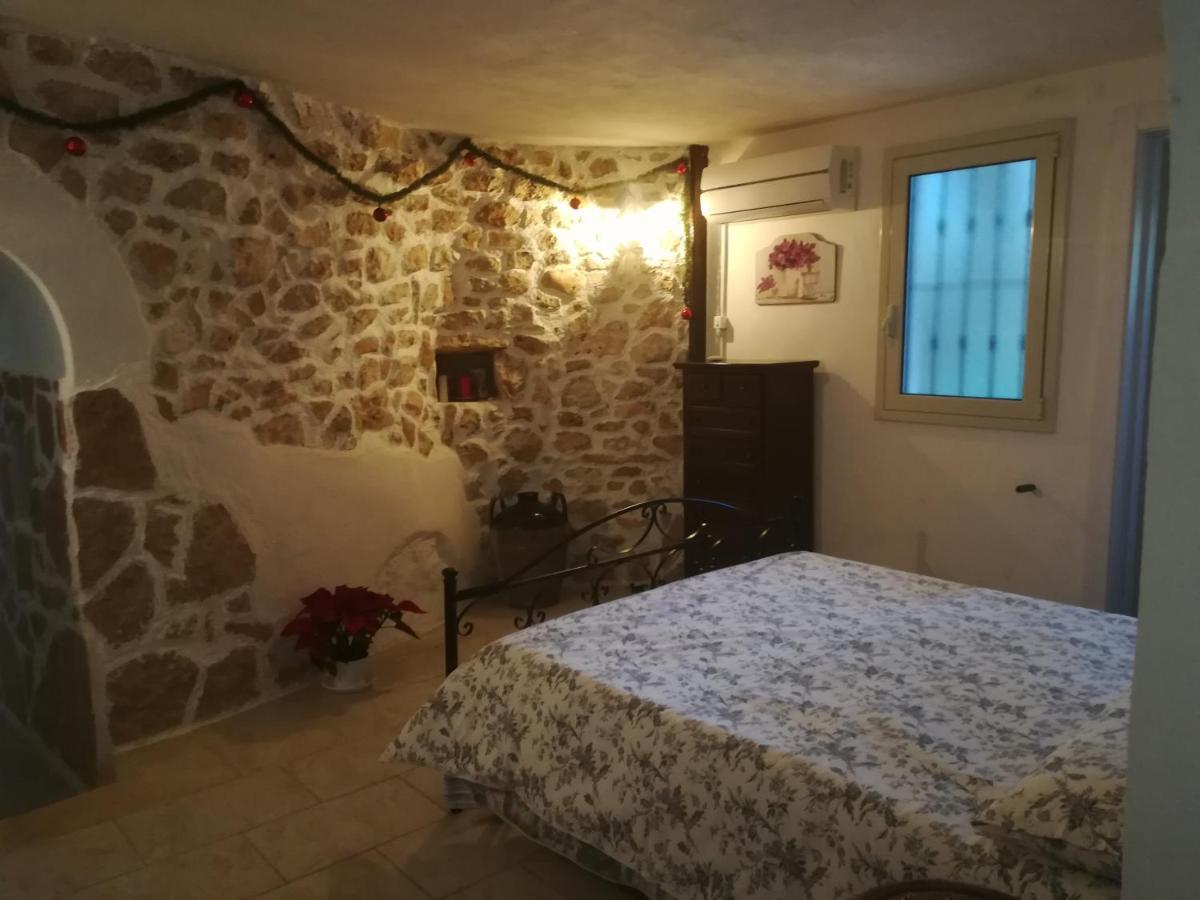Trullo Alessandro E Villa Raffaela Сан-Вито-деи- Норманни Экстерьер фото